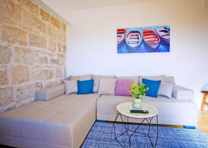 Actor Apartment
