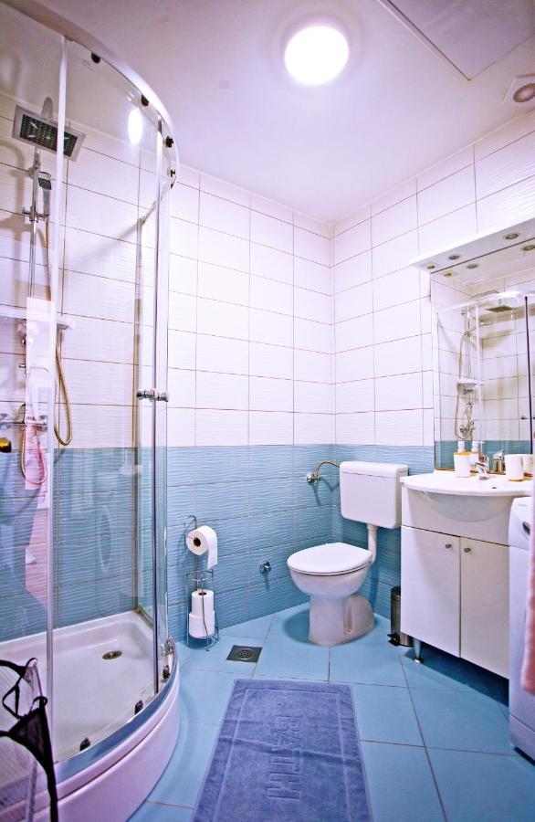 Actor Apartment